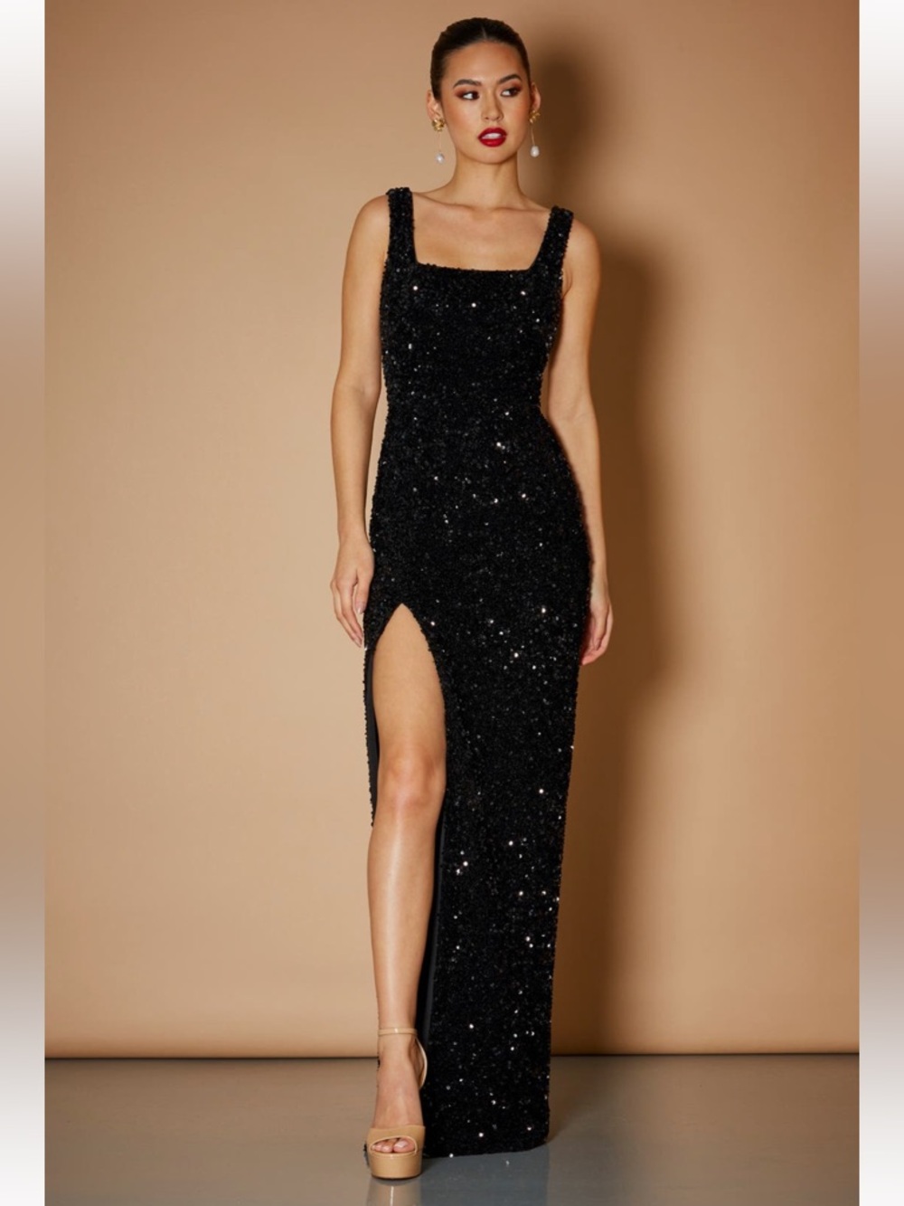 NWT Helsi Marilyn High Slit Sequins Gown Black Sz L